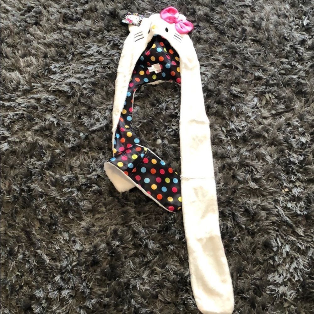 Hello kitty hat 💕SALE💕
